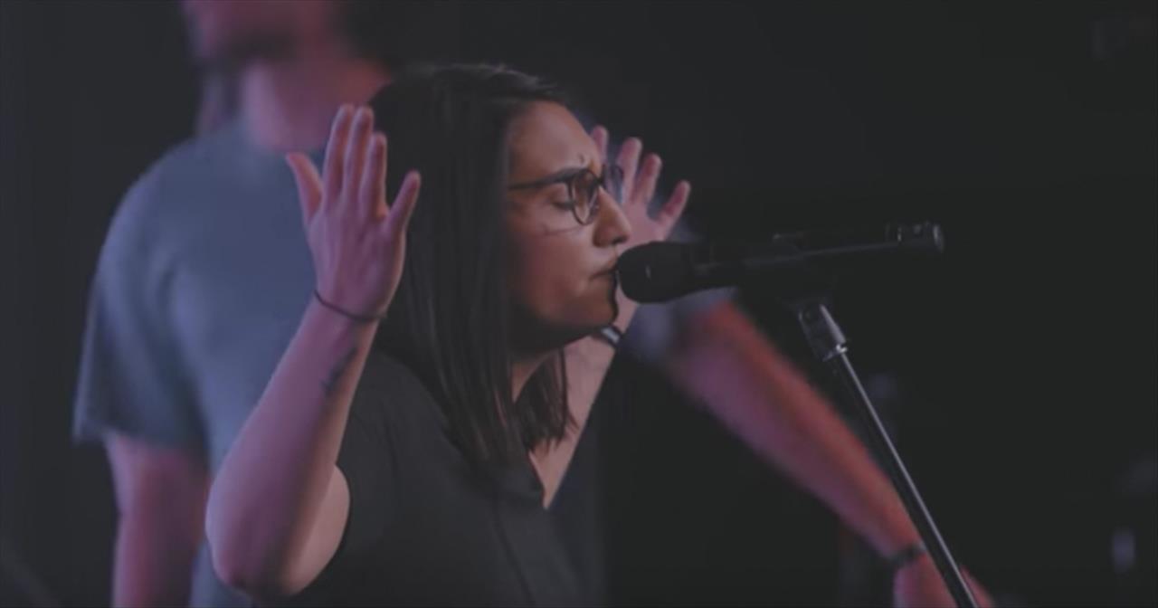 Upperroom Leads Live Worship 'Surrounded (Fight My Battles)' -  Inspirational Videos